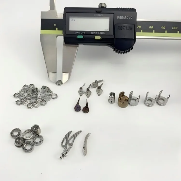 Pièces de boîtier d'équipement médical